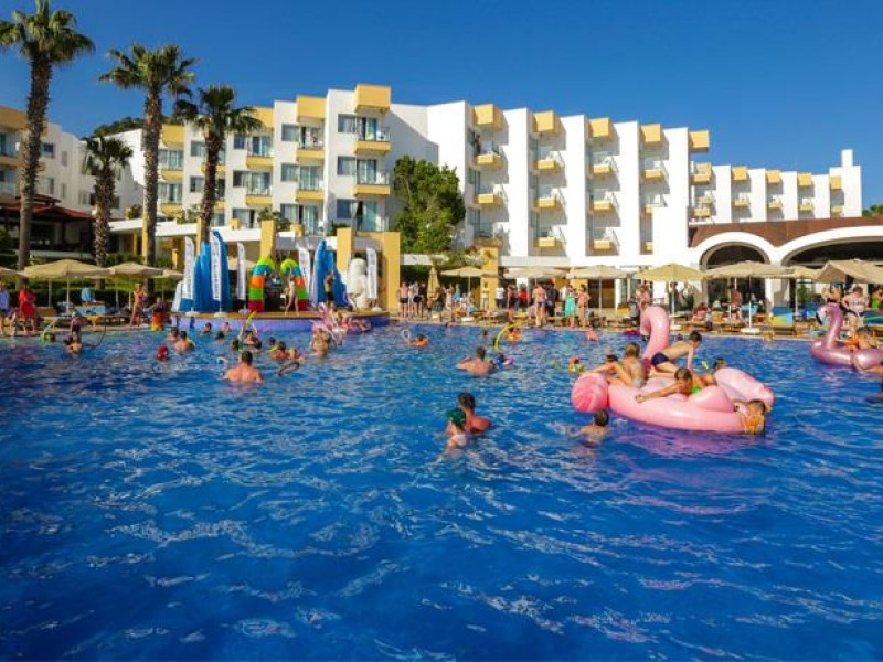 Fortezza Beach Resort Top Travel Agency (3)